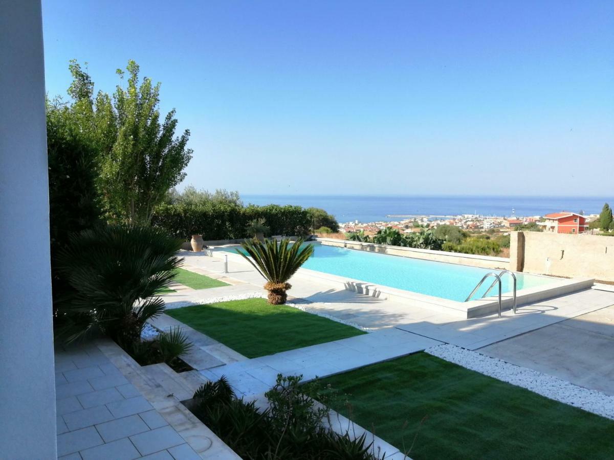 Villa Eleonora Марина-ді-Рагуза Екстер'єр фото