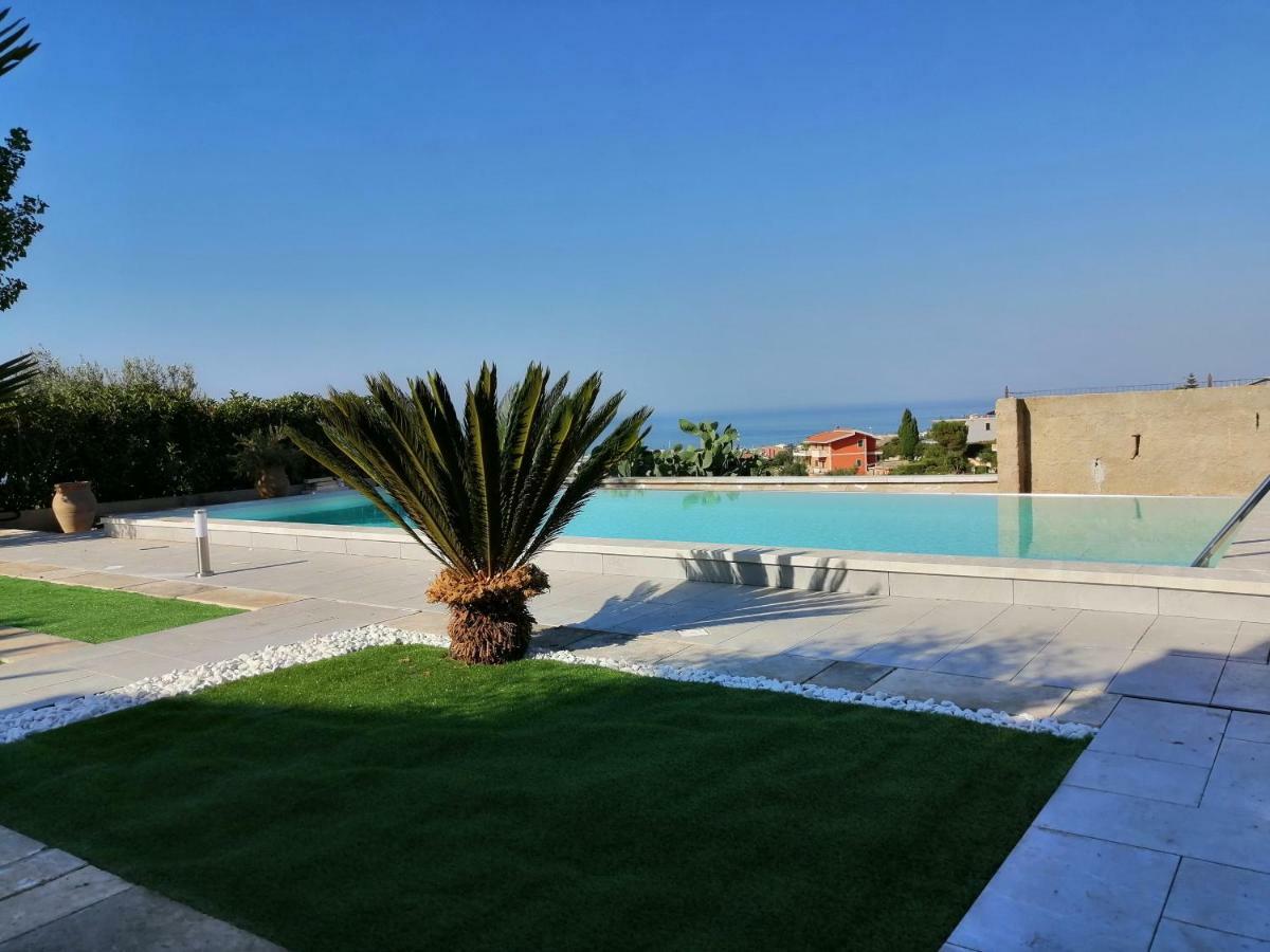 Villa Eleonora Марина-ді-Рагуза Екстер'єр фото